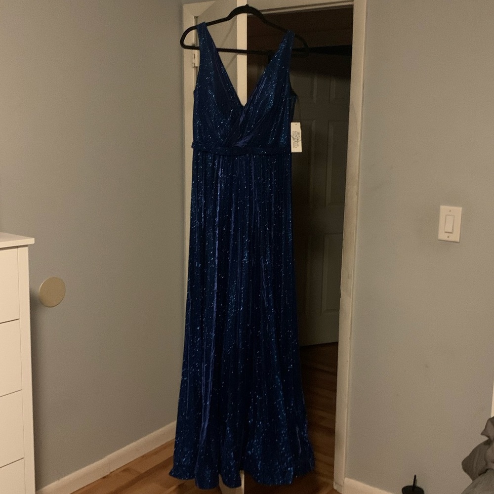 New Rene Ruiz formal a line dress- Size 8